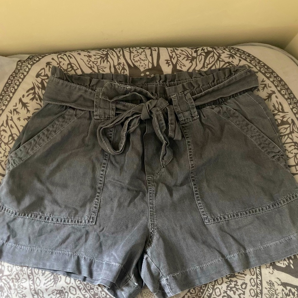 High Waisted Grey Shorts